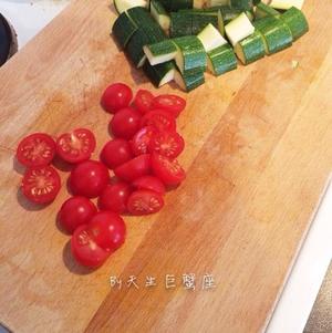 夏日蔬菜锅的做法 步骤2