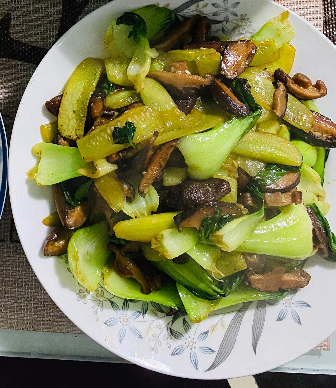 香菇油菜（简单快手）