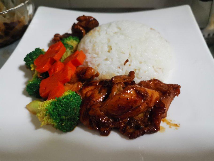 照烧鸡腿饭