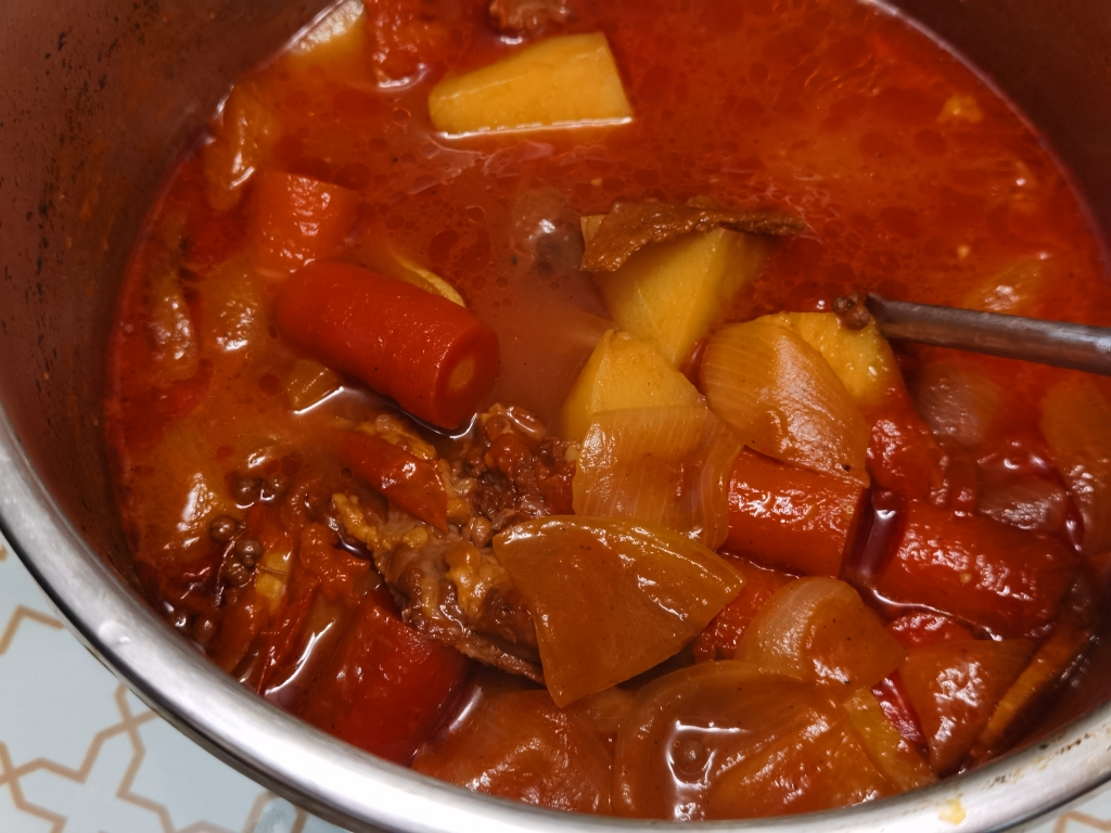 汤头浓郁的中式红烩牛肉的做法