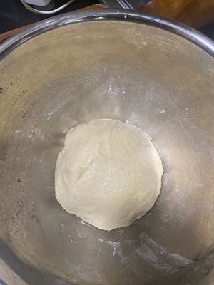 炼乳奶油夹心面包   超级好吃的😋的做法 步骤1