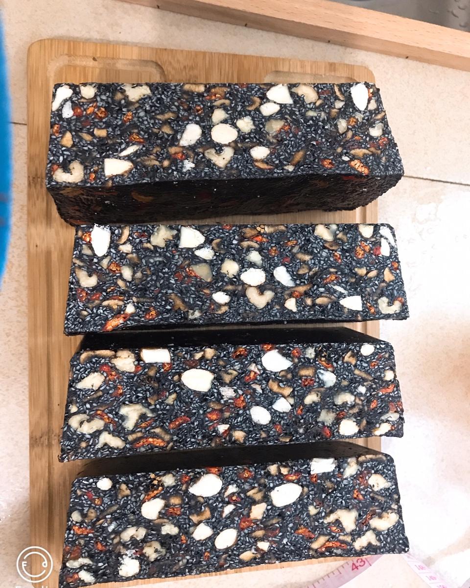 阿胶糕（固元膏）