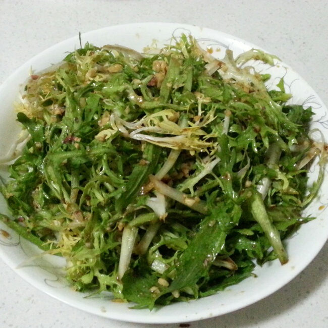 凉拌苦菊