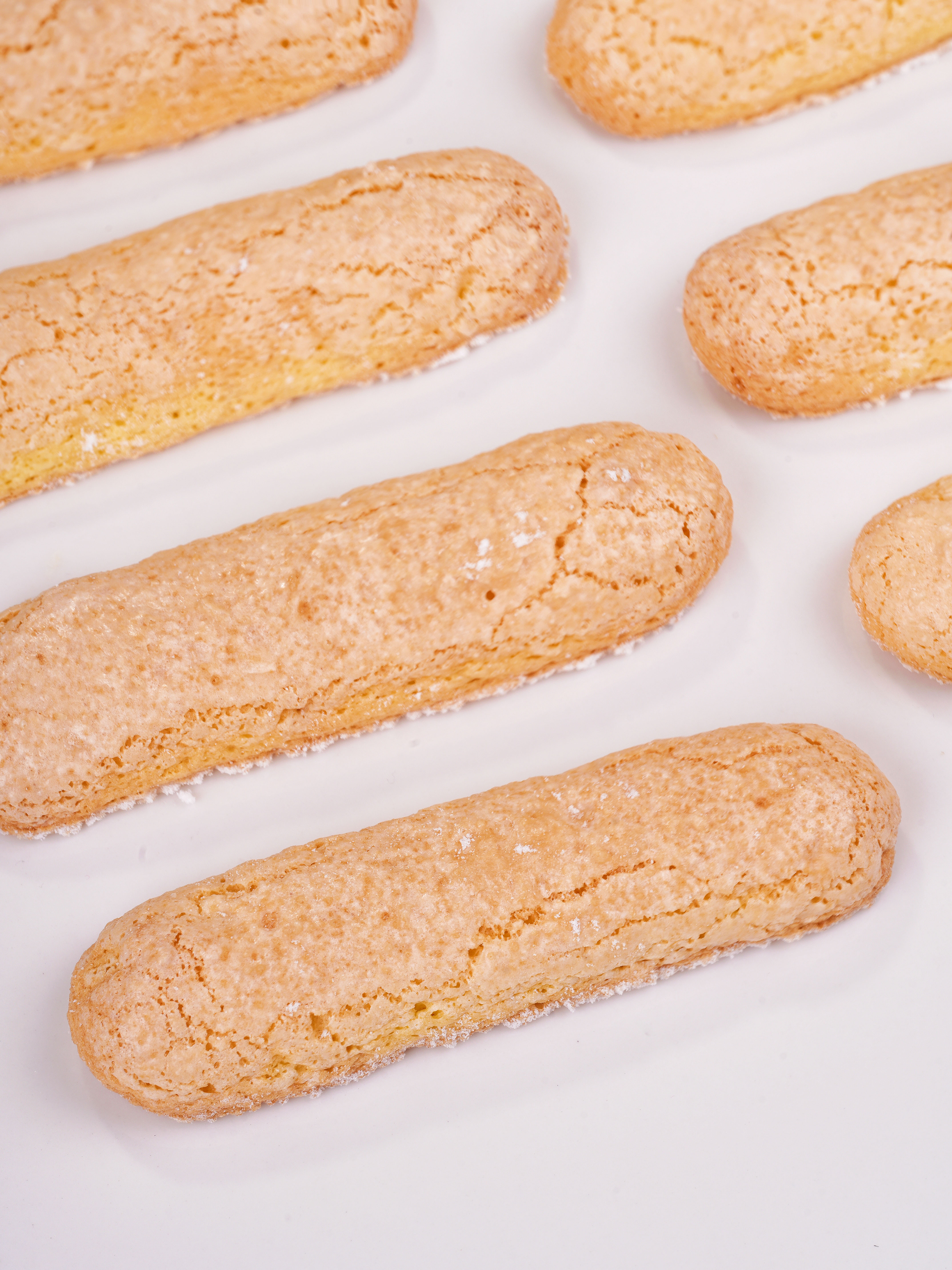我们做提拉米苏常用手指饼干，今天分享给你的做法