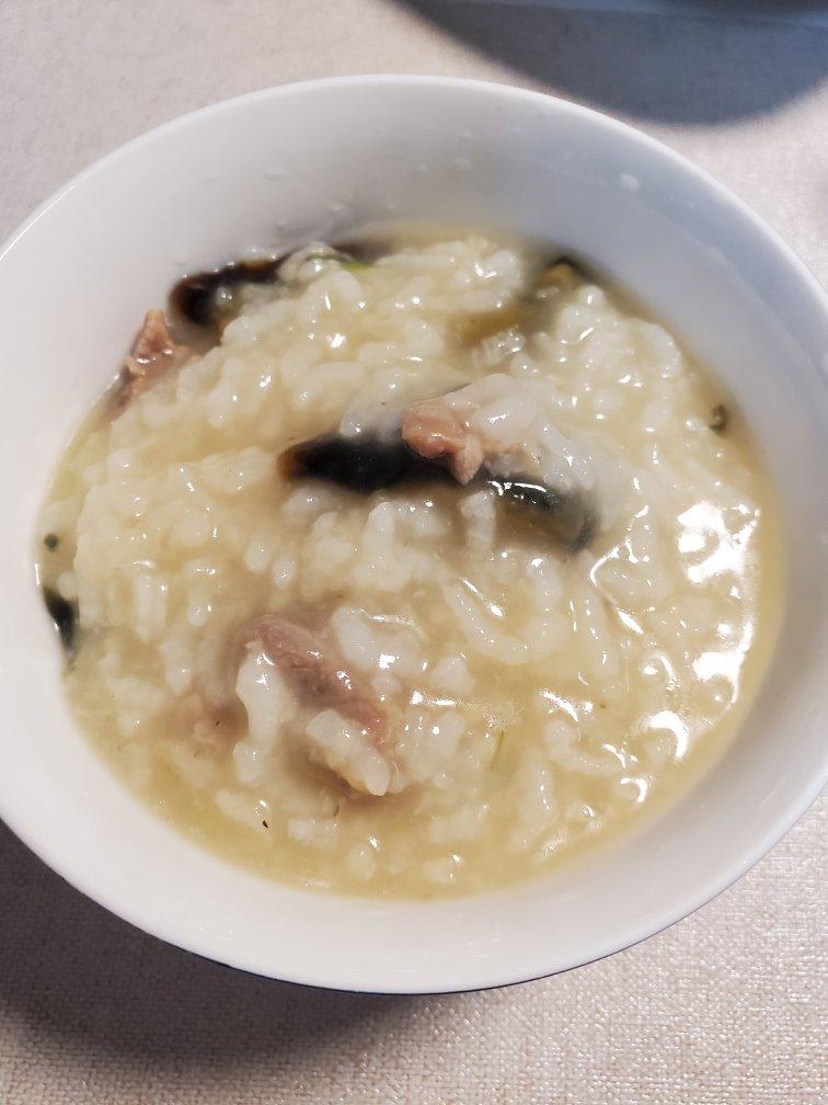 十五分钟快手之香滑皮蛋瘦肉粥(附五分钟电饭煲电压力锅更快捷方法)