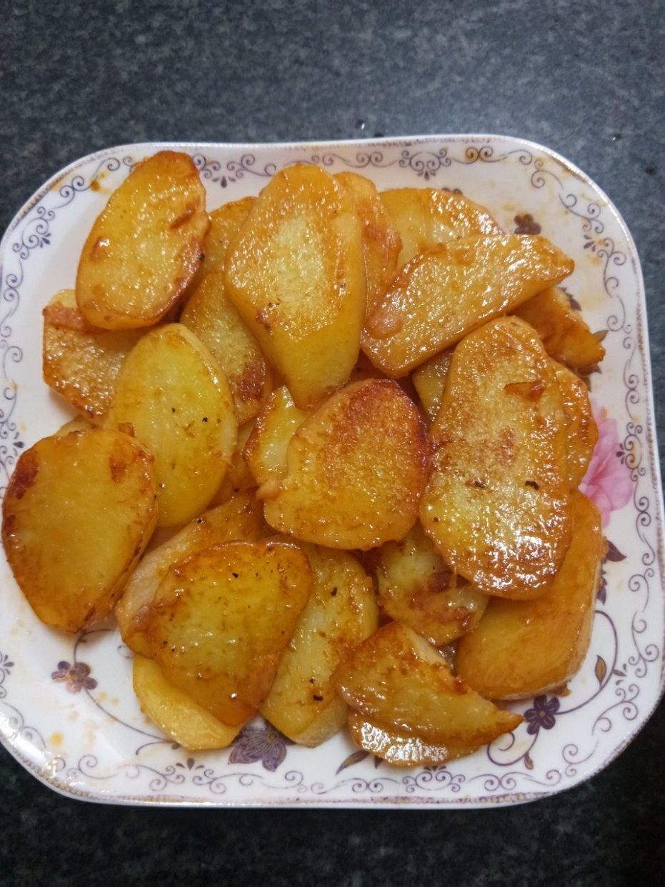 烹饪小爱做的香煎土豆片(搬运)