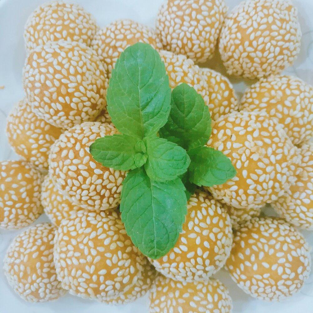 黄金球之一（南瓜芝麻球）