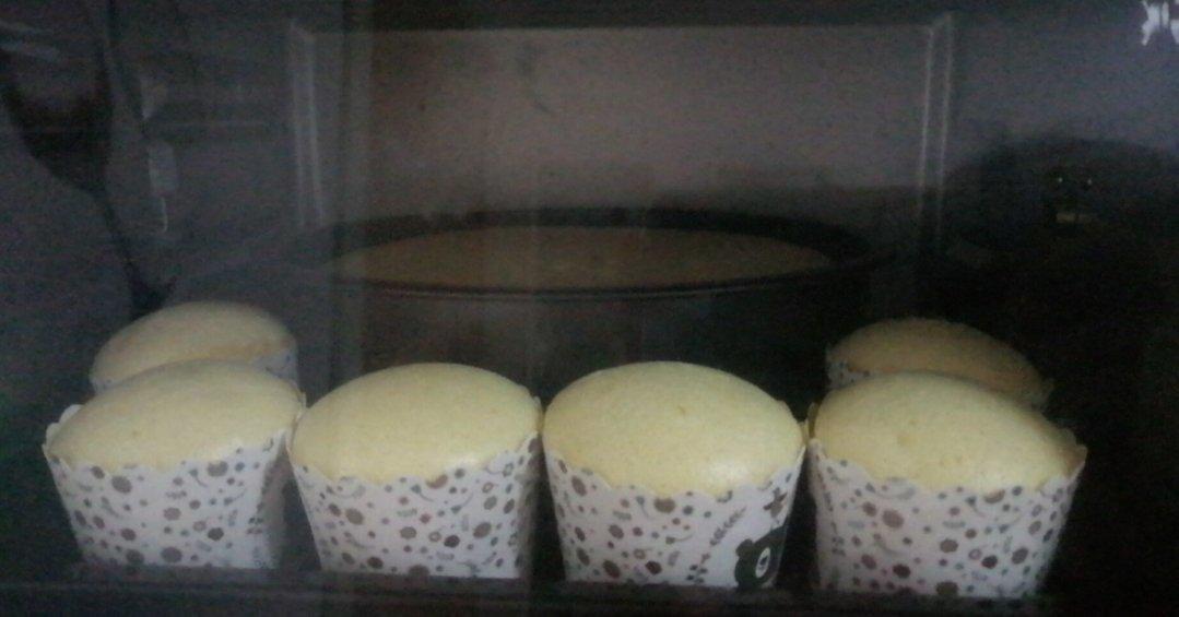 淡奶油戚风～柔软细腻奶味十足