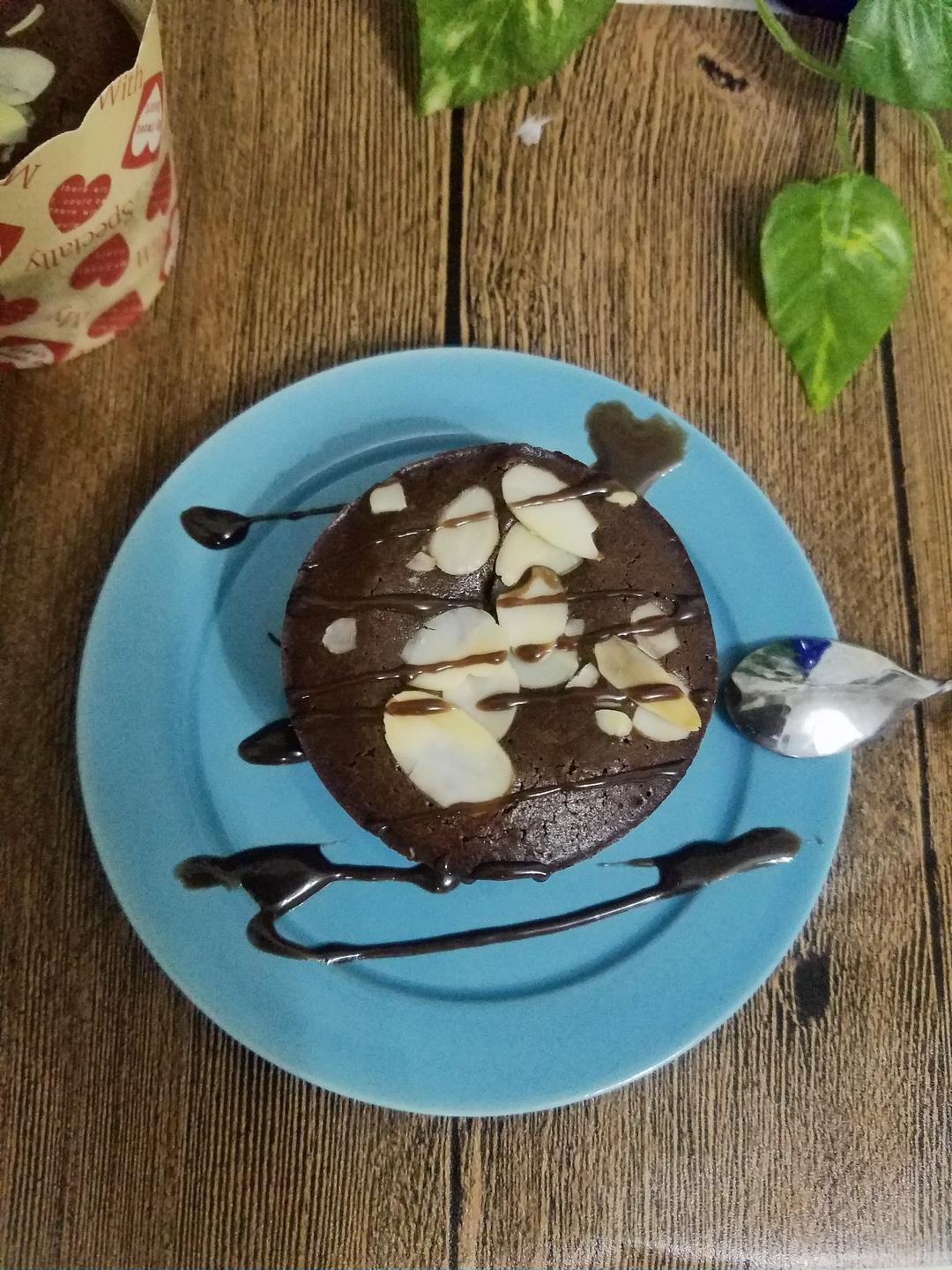 给妹子群的巧克力熔岩蛋糕