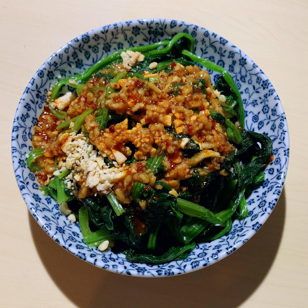 凉拌菠菜(家传秘方)