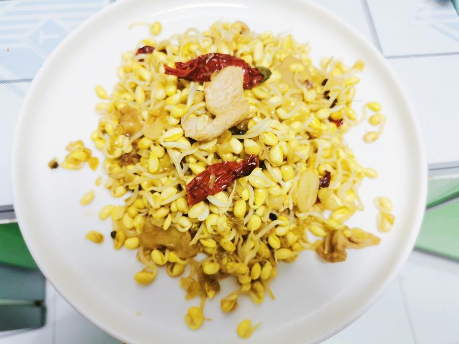 豆芽炒肉🥩的做法