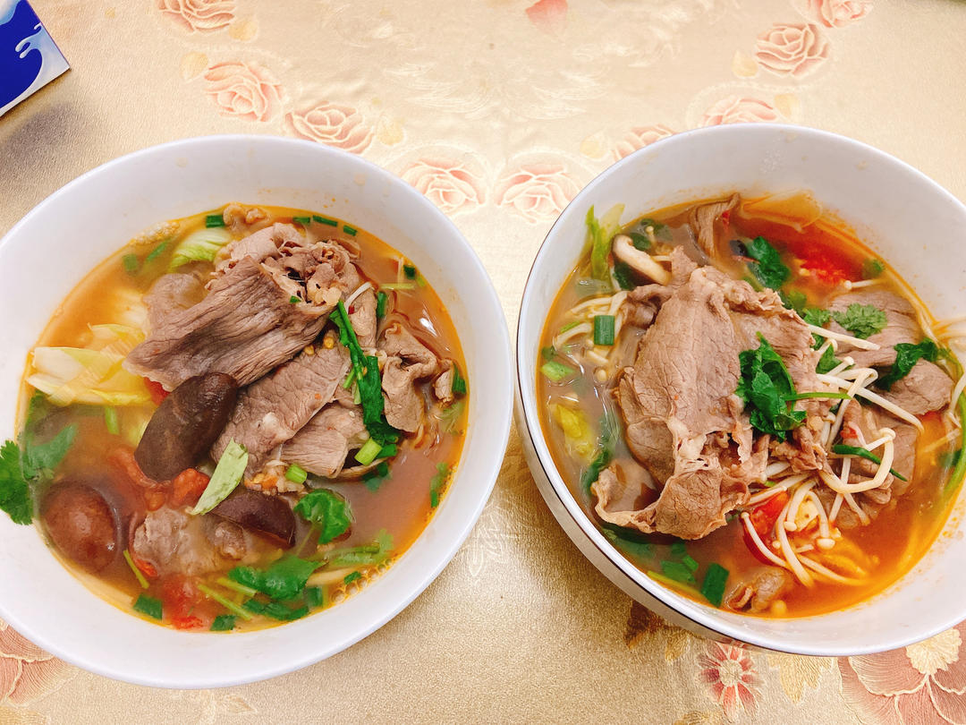 番茄肥牛金针菇