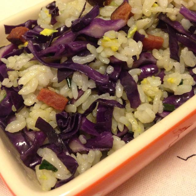 腊肉紫甘蓝炒饭的做法