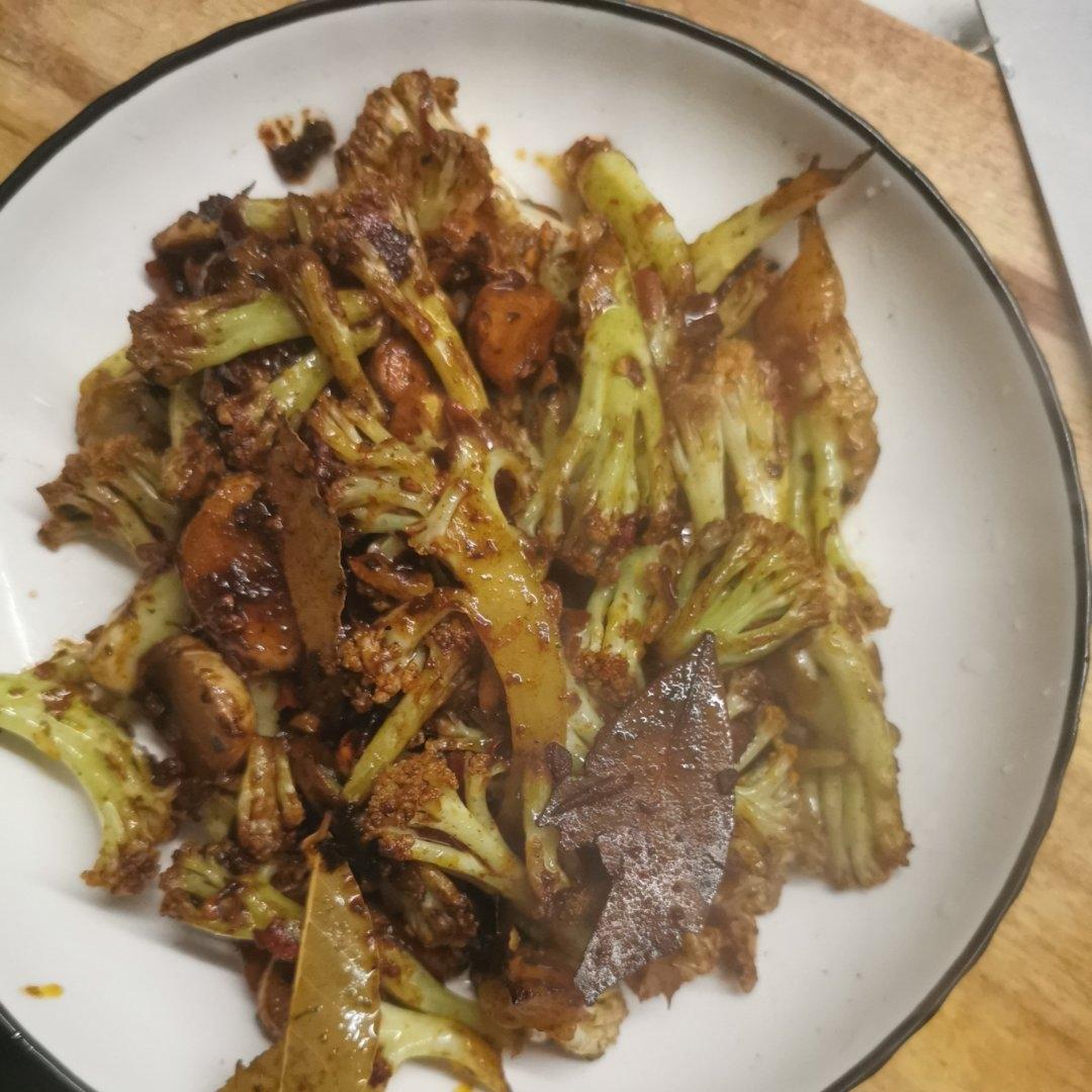 很“浪费”米饭的家常菜之一-------干锅菜花