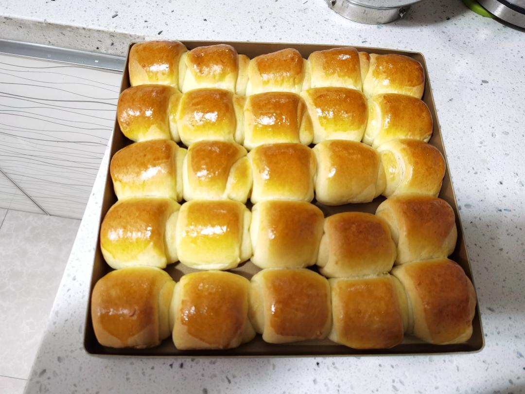 淡奶油小方包                          （快手一次发酵）
