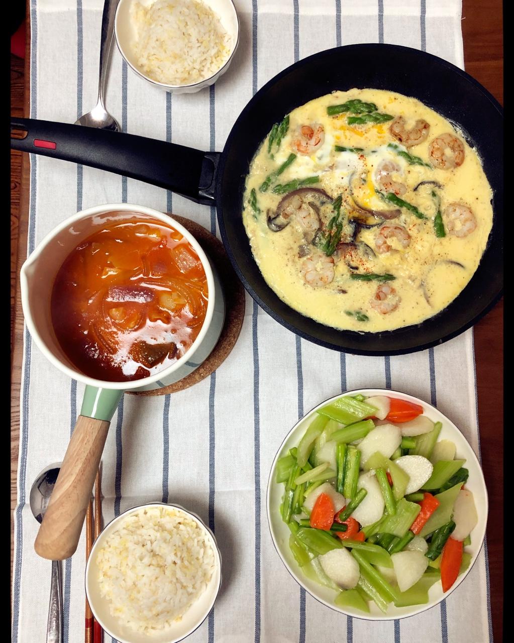 芦笋虾仁早餐蛋饼