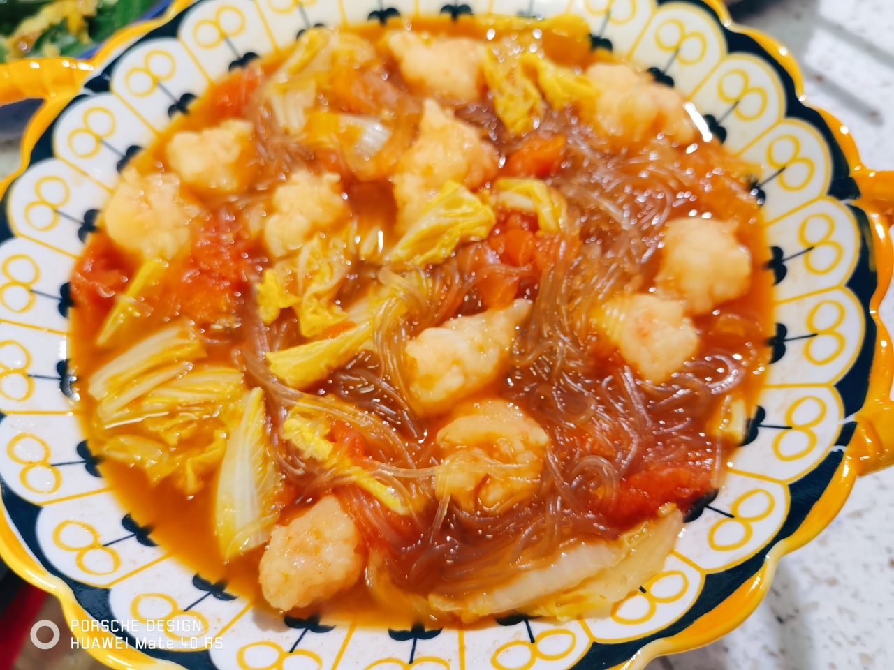 番茄白菜虾滑粉丝汤
