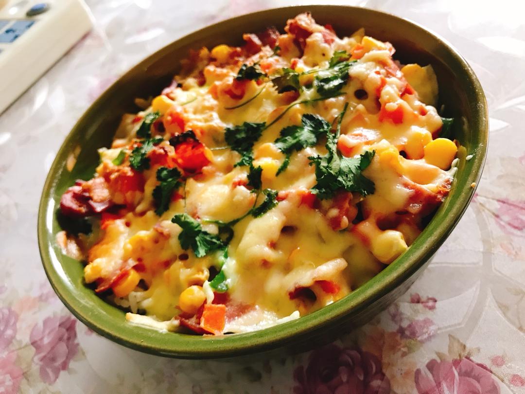 鲜虾培根芝士焗饭