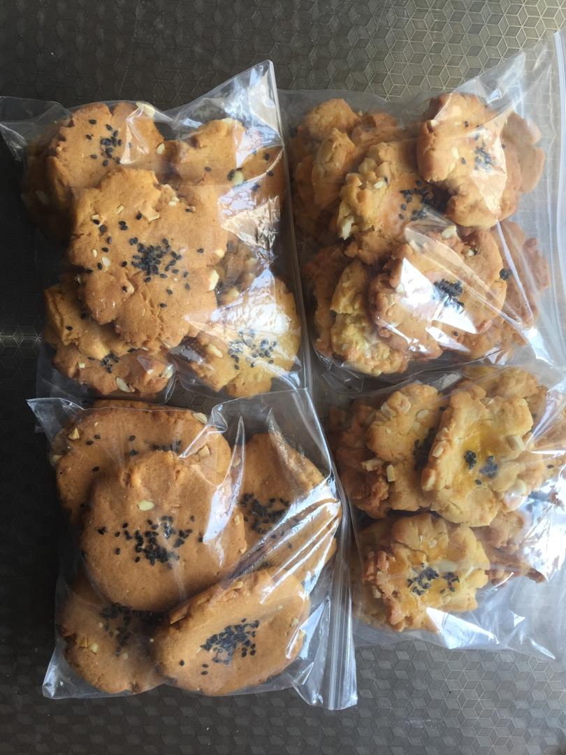 轻轻一按就碎掉的原味桃酥（不输猪油版）