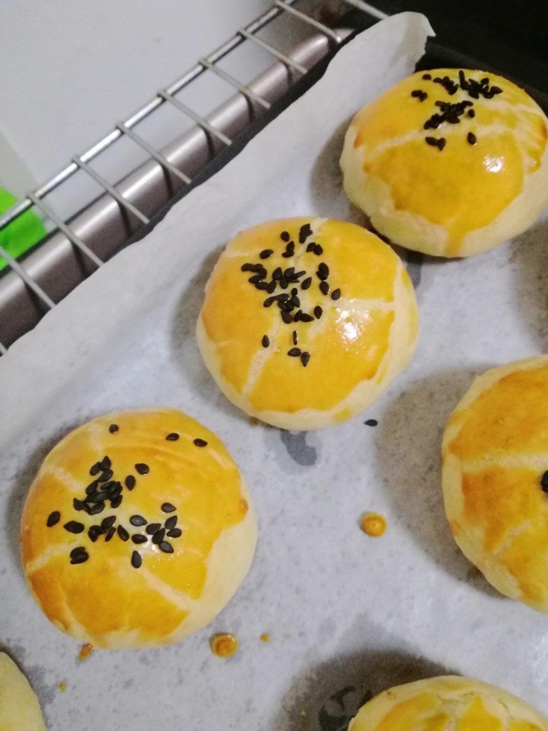 蛋黄酥