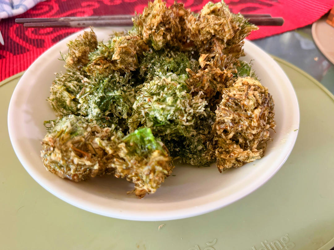 油炸茴香素丸子