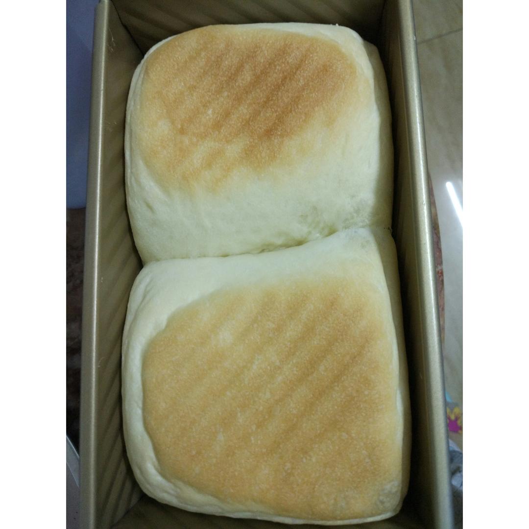 早餐白吐司          （庞多米 Pain de mie）