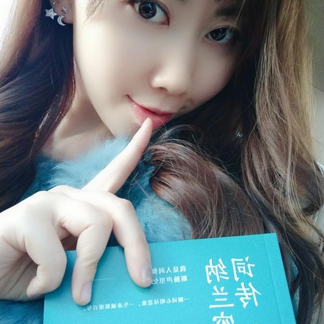尤克里里小美老师