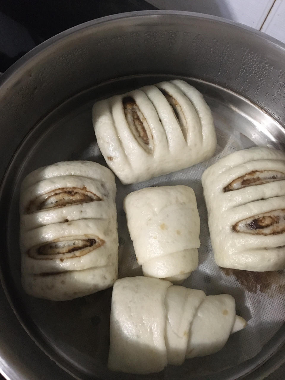 从业三十年师傅教-麻酱红糖卷