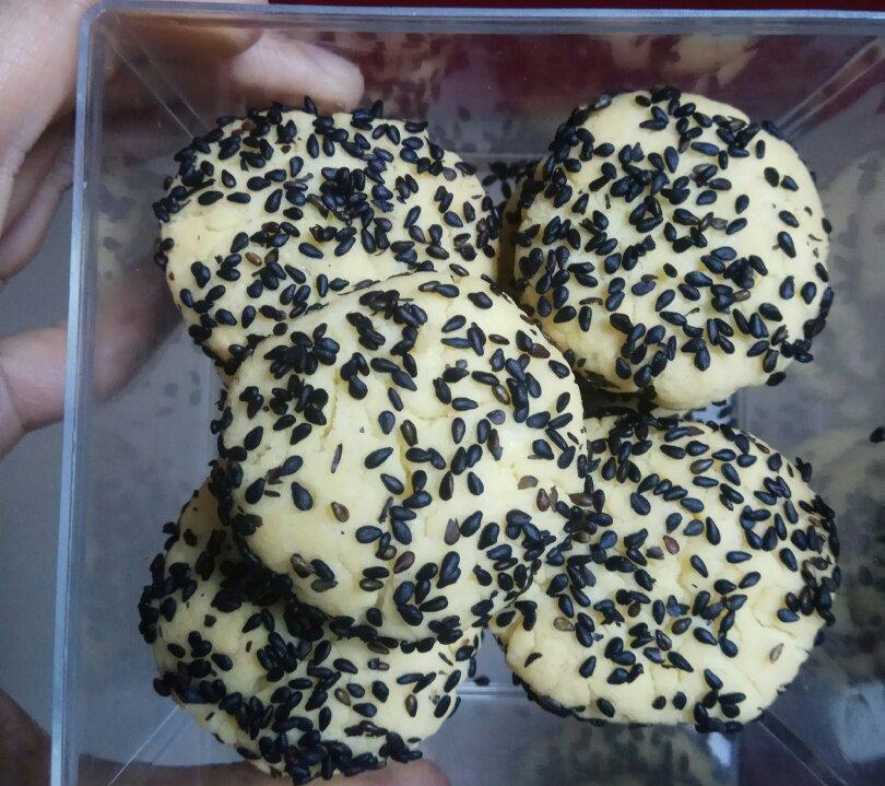 蛋黄芝麻酥，补钙小零嘴