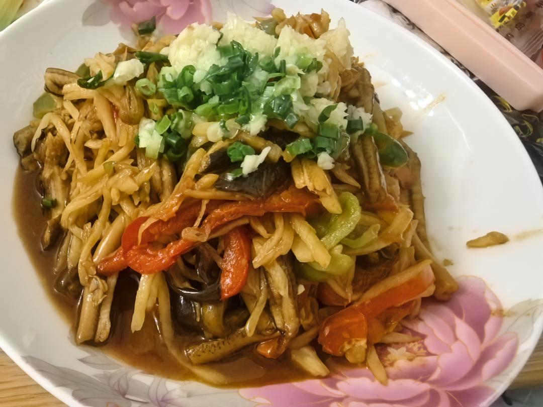 经典本帮菜-响油鳝丝正宗的做法