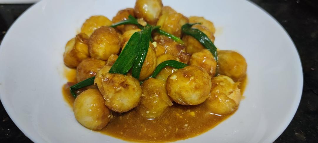 虎皮鹌鹑蛋，一口一个越嚼越香，小孩的最爱