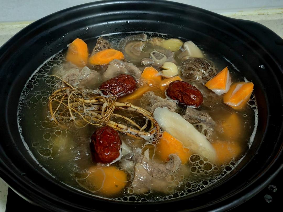 广东人必煲的超强祛湿靓汤-五指毛桃祛湿汤