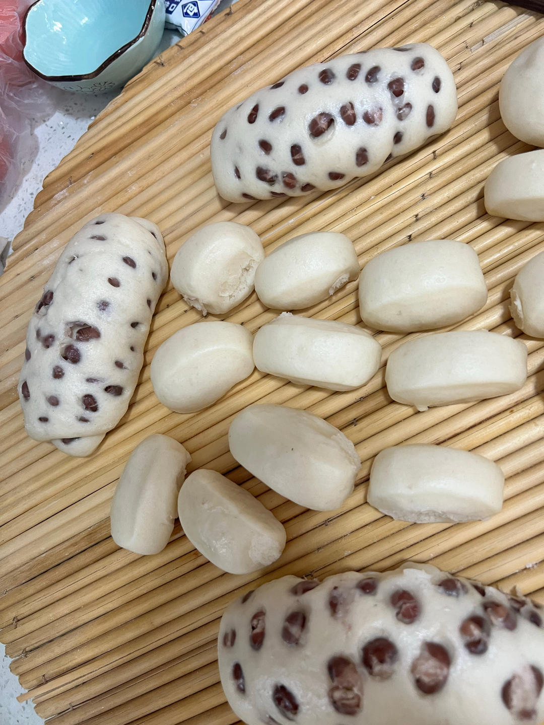 红豆卷    小碗蒸面包
