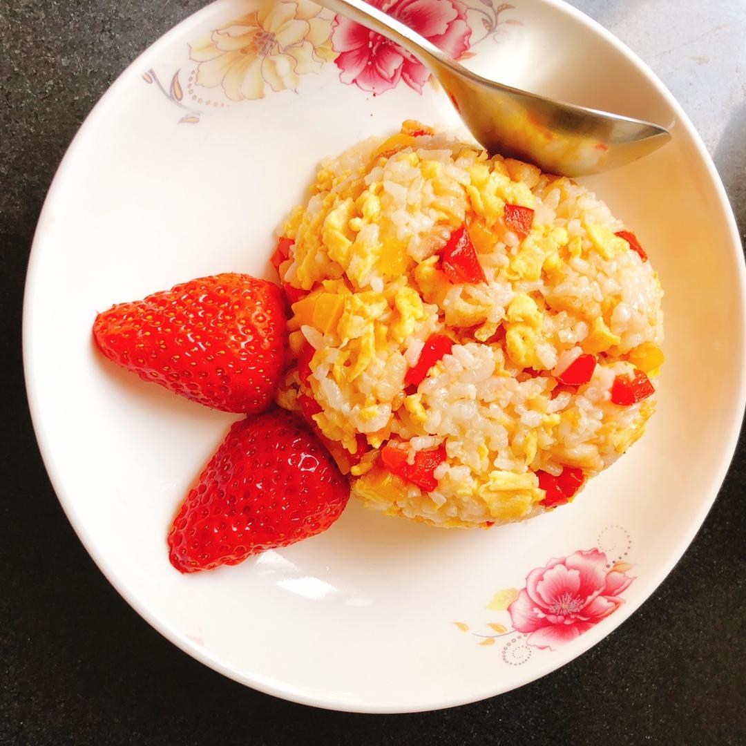 彩椒鸡肉炒饭