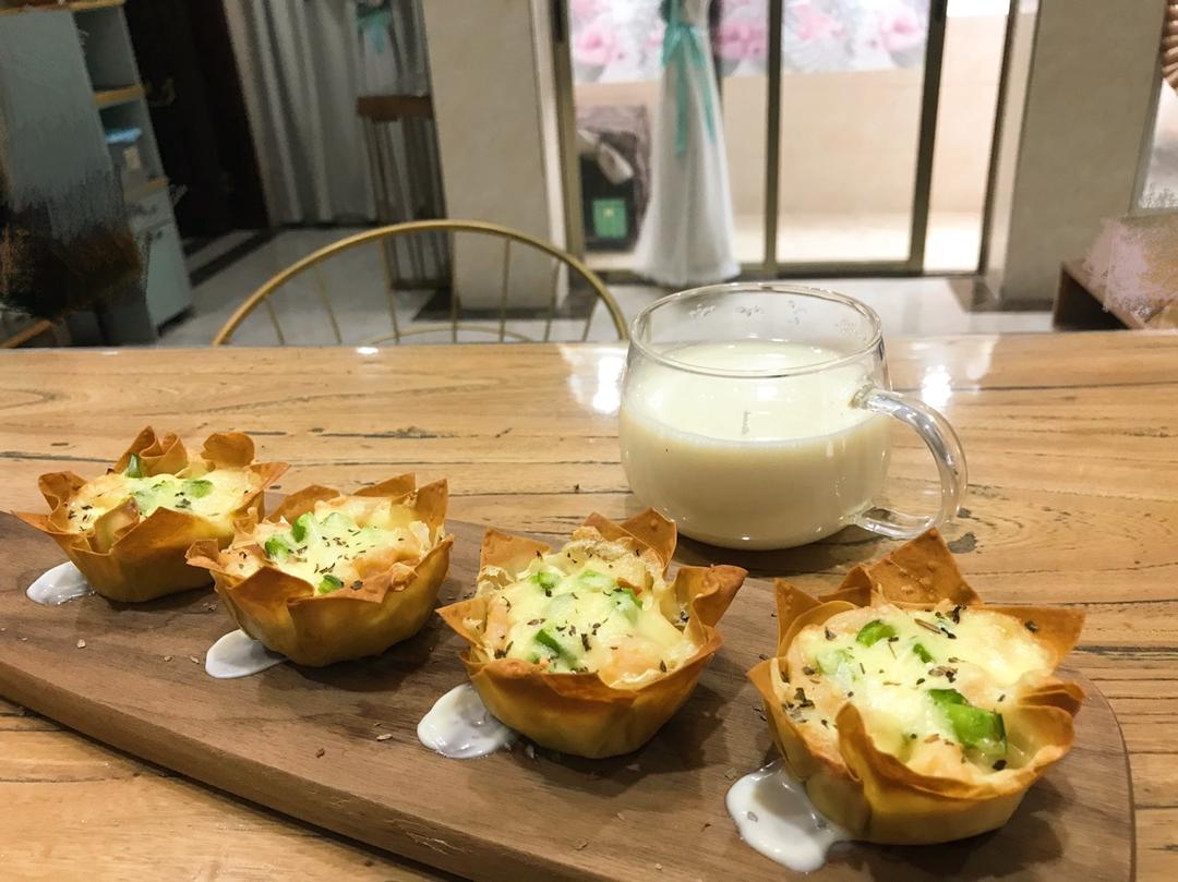 【巧用馄饨皮做西点】烟熏三文鱼薯泥盏