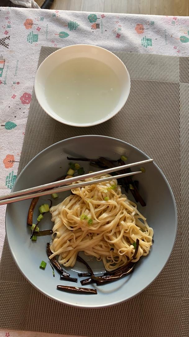 教你做香到舔盘子的灵魂葱油拌面🍜