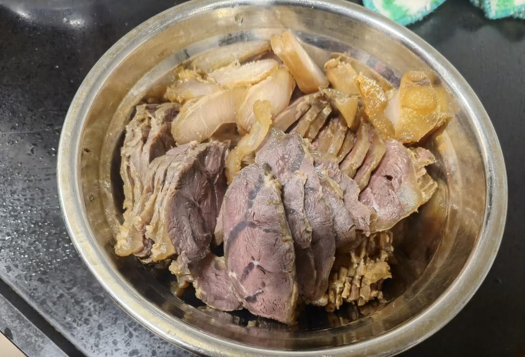 家庭版卤牛肉(烂而不散)