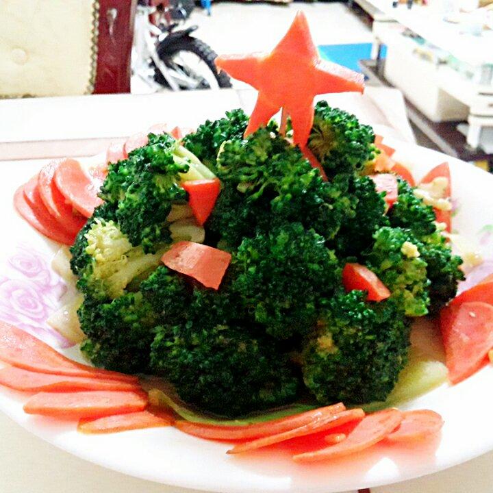 西兰花圣诞树