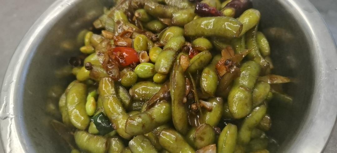 武汉夜市标配嗦毛豆