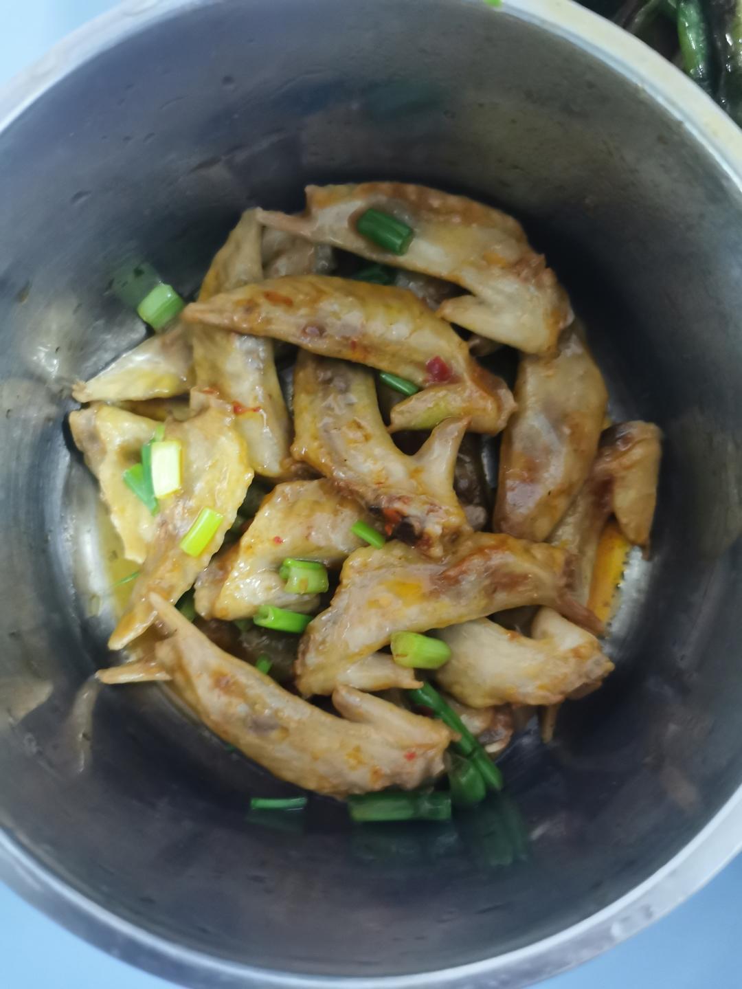 红烧鸡翅尖（简易好吃）