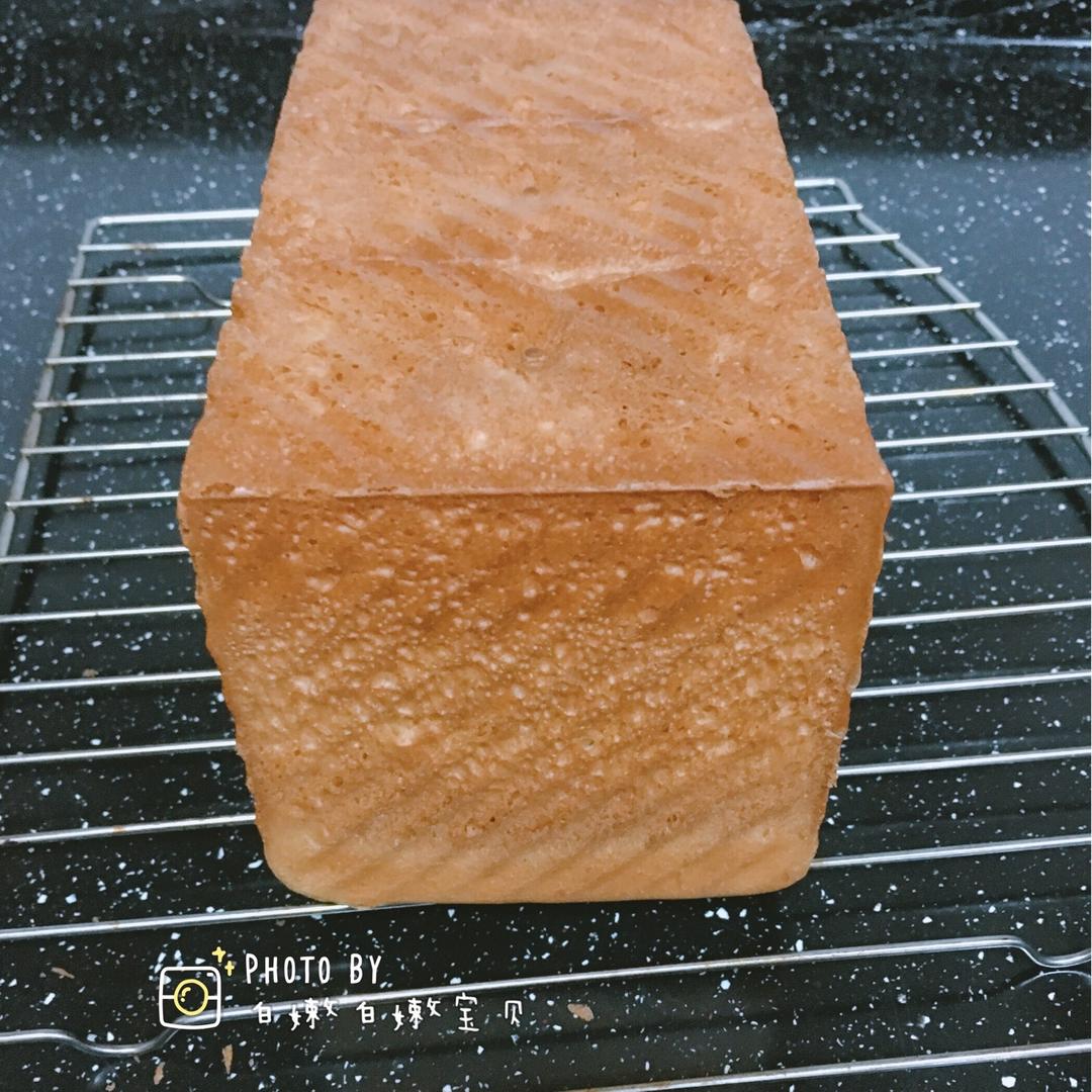 美的面包机拉丝面包（最普通的工具，最普通的材料，也可做出惊喜的吐司）