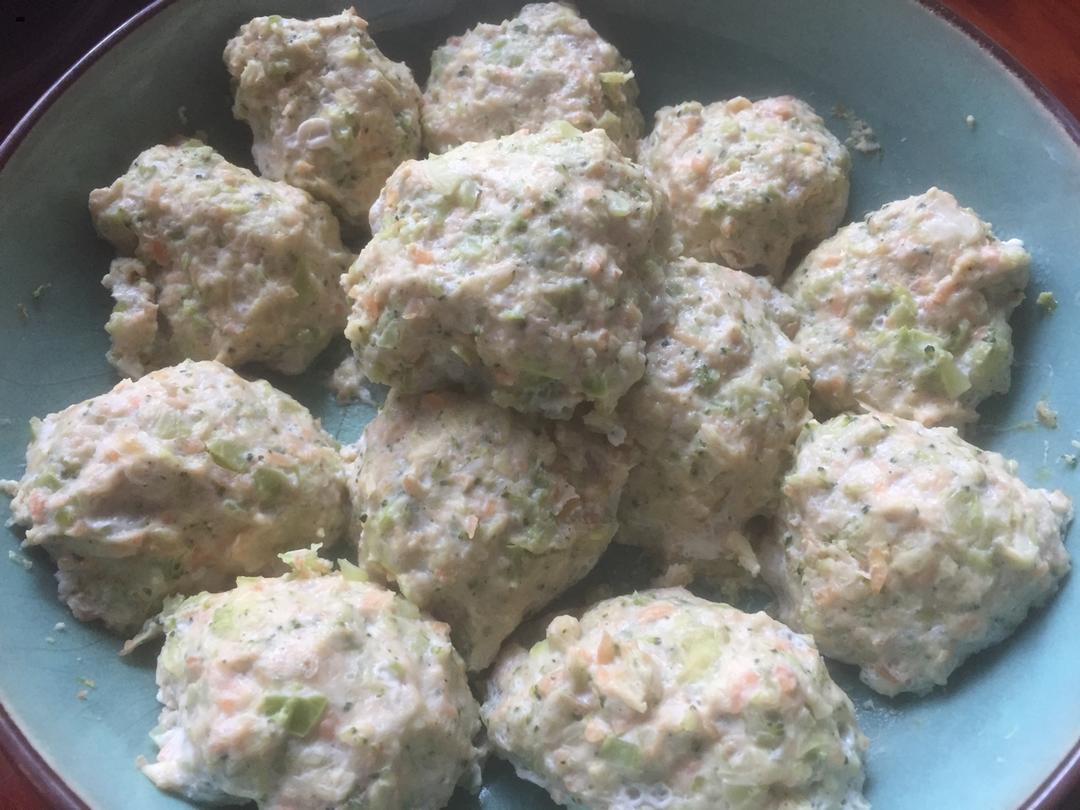减肥好吃的鸡胸肉丸子