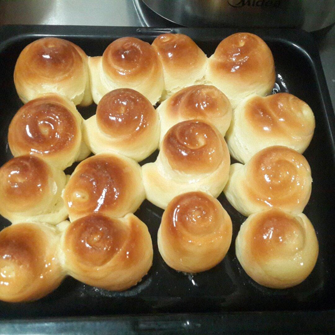 名字叫馒头的蜂蜜面包！