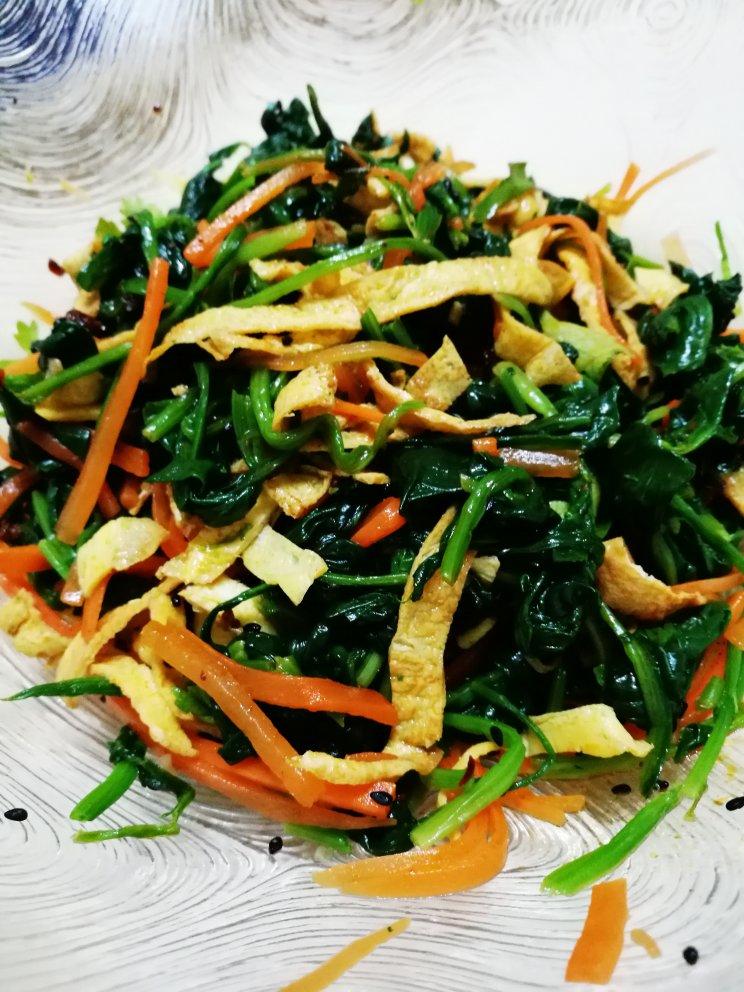 健康低脂凉拌菜—菠菜可以这样吃