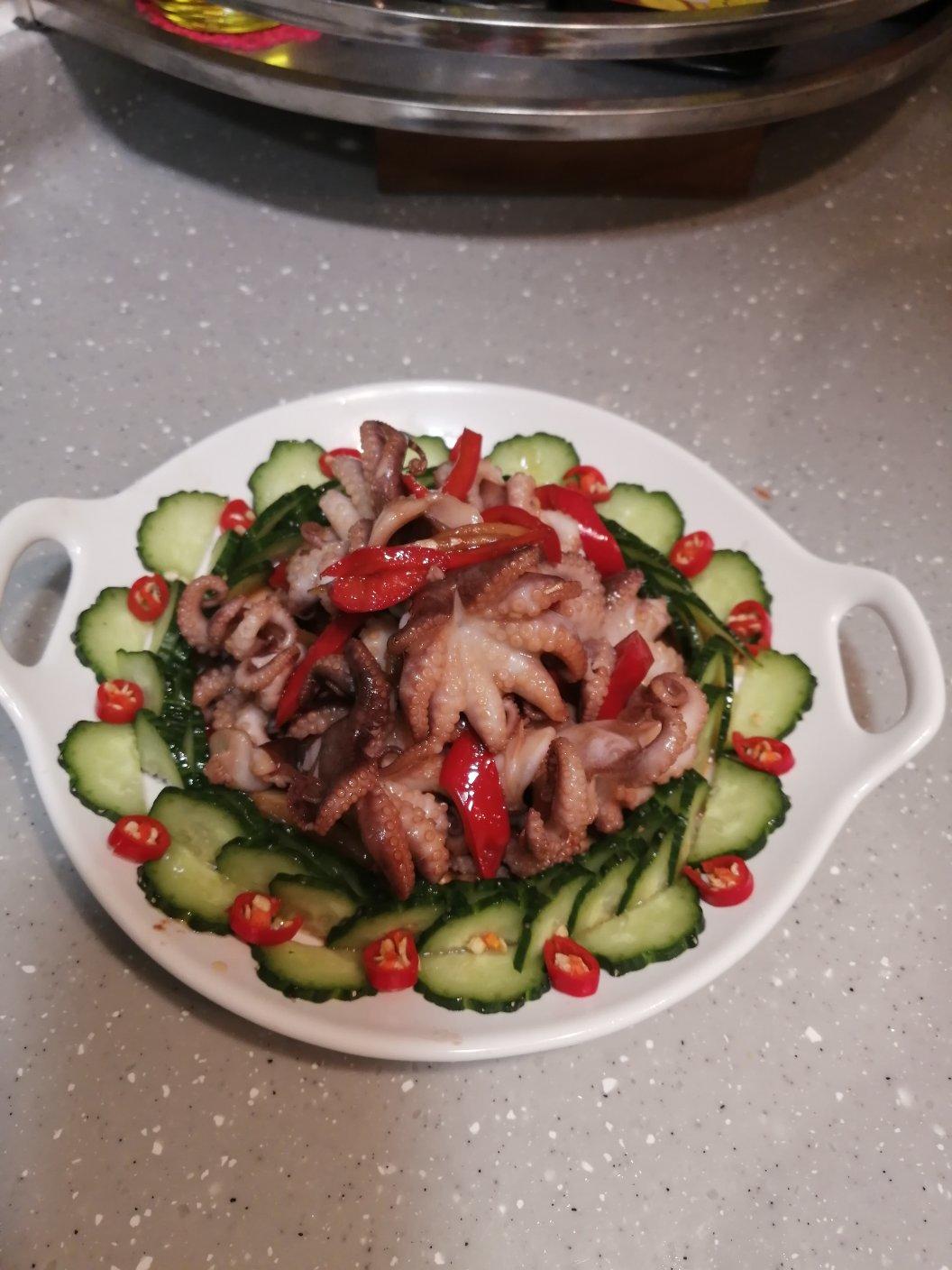 红椒酱爆墨鱼仔