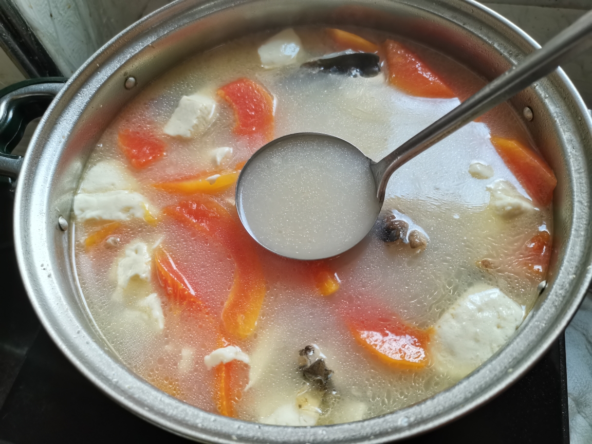 木瓜鱼头豆腐汤的做法