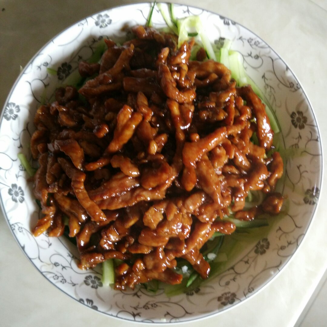 京酱肉丝