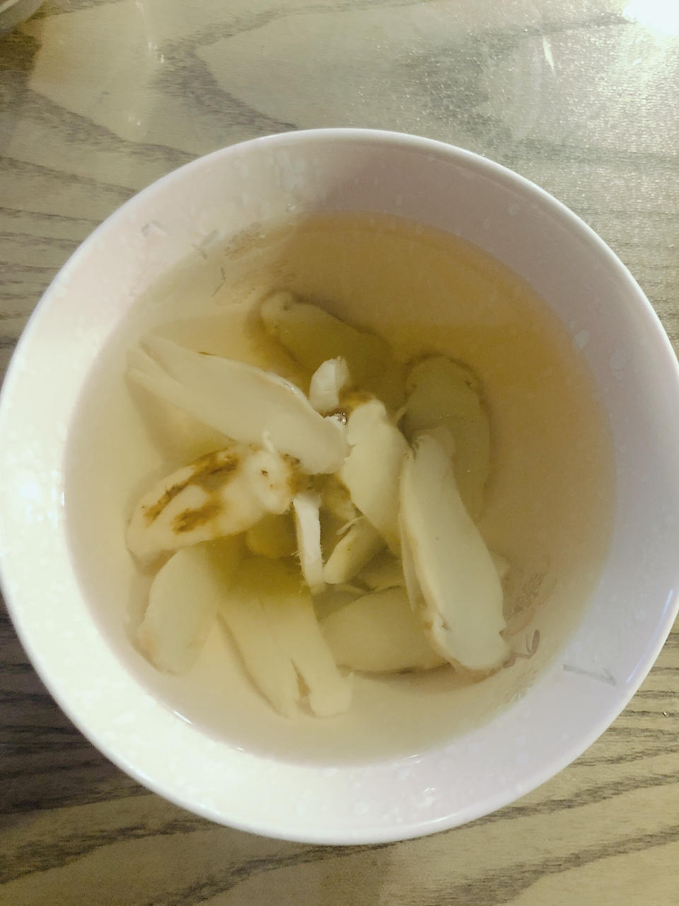 纯松茸汤