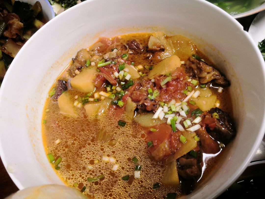 番茄土豆炖牛腩
