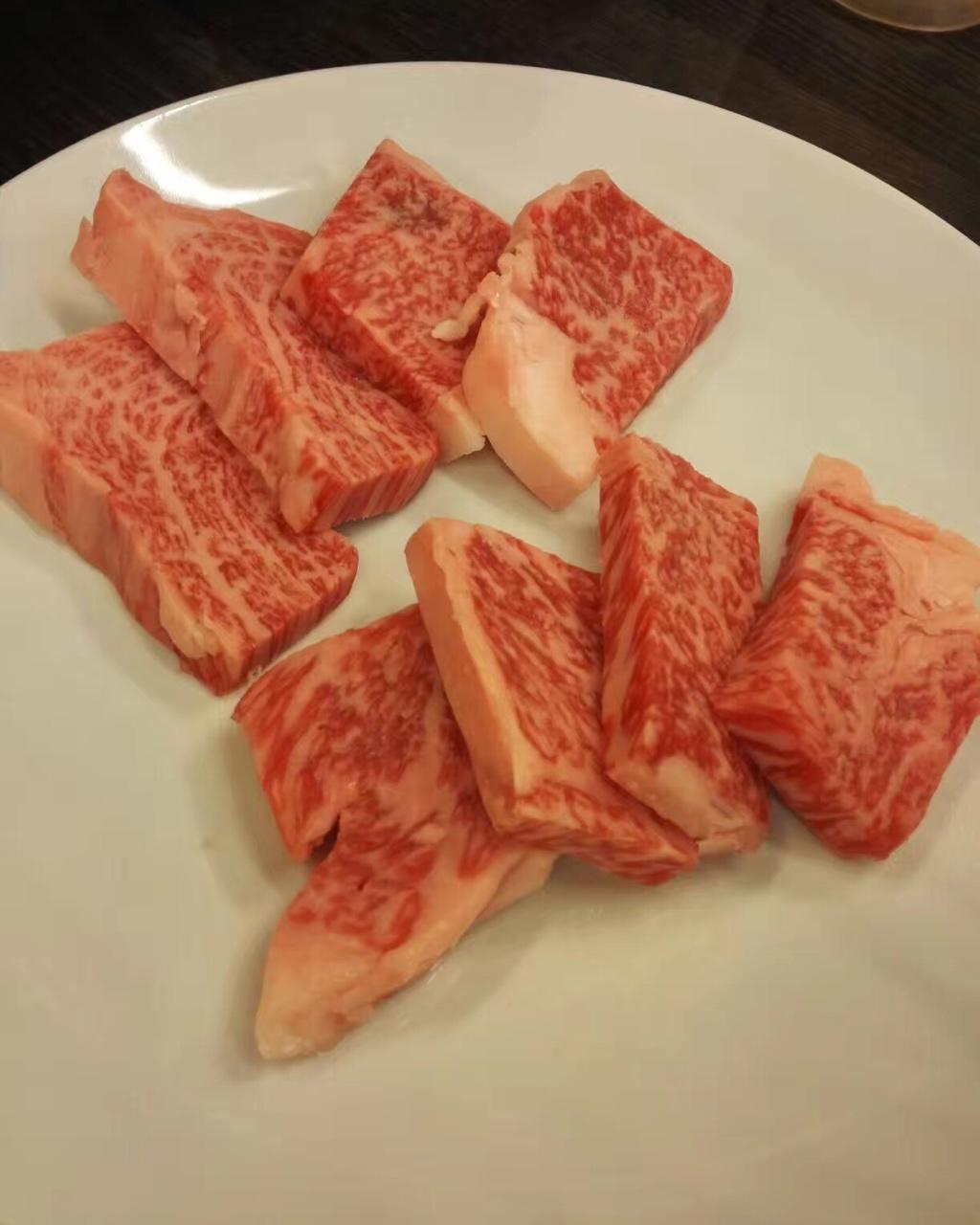 日式雪花牛排
